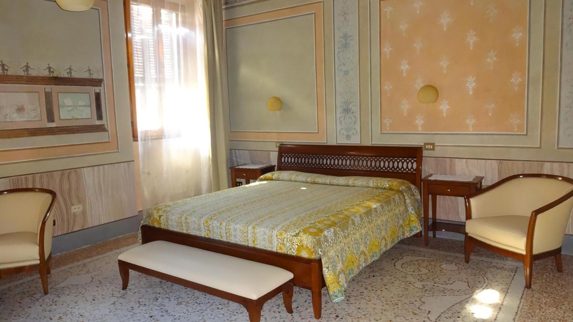 Albergo Giulia Gonzaga Sabbioneta Esterno foto